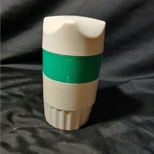 Fruit (Lime) Juicer Self Contained Spout and Pitcher